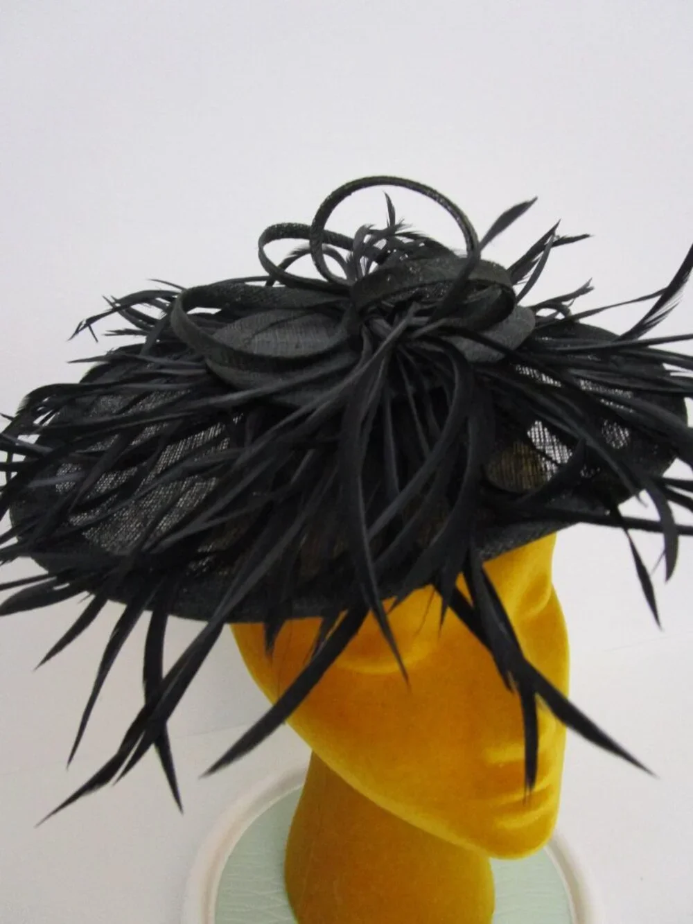 Whimsical Black Straw Platter Hat Dancing Feathers England